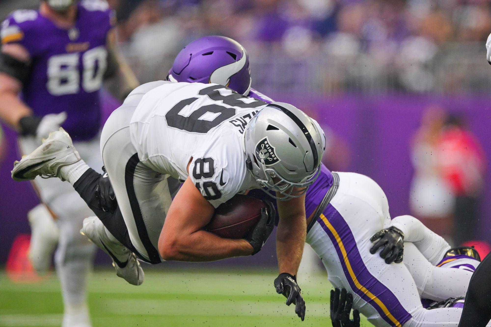 Las Vegas Raiders: How concerning is Brock Bowers’ injury? Las Vegas Raiders Brock Bowers